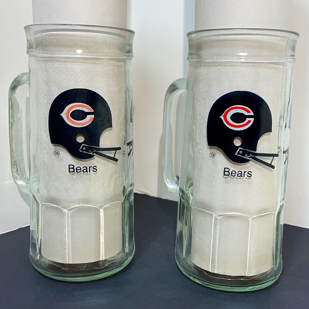 2 1970's Fisher Peanuts NFL Promo Chicago Bears Football Team Helmet Logo Mugs!